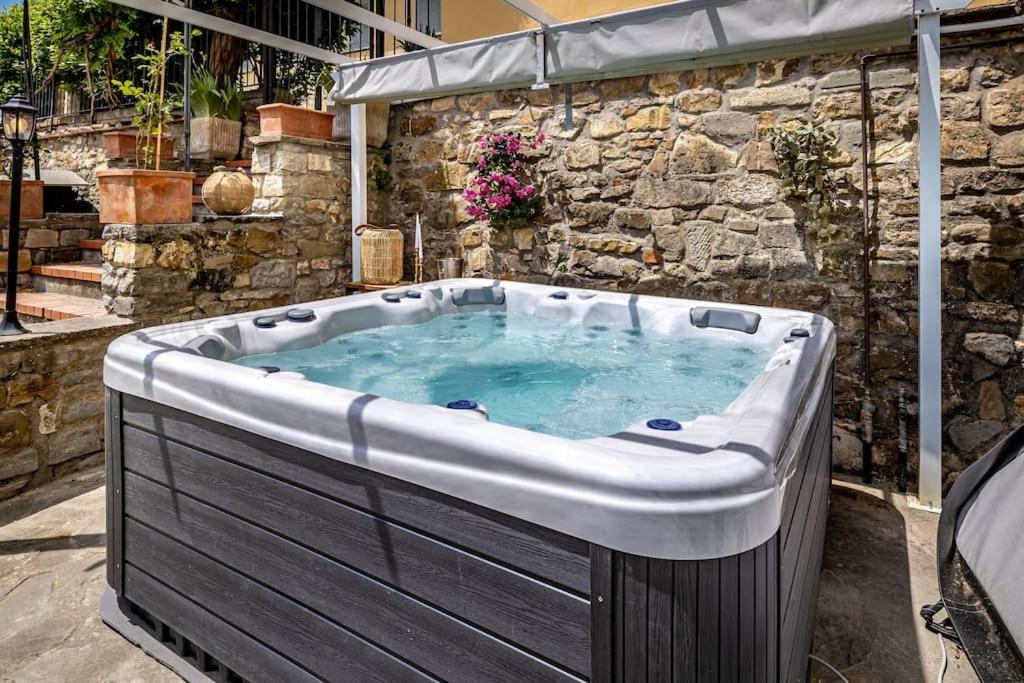 Luxury Limonaia With Jacuzzi Near Florence San Jacopo al Girone Exterior foto