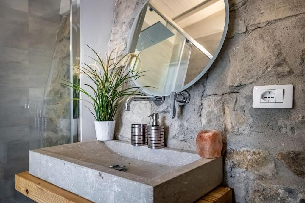 Luxury Limonaia With Jacuzzi Near Florence San Jacopo al Girone Exterior foto